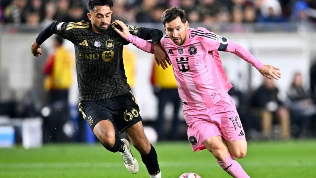 Messi Y La Goleada Del Inter Miami: Su Enfado Frente Al Árbitro Y La Intervención De Luis Suárez