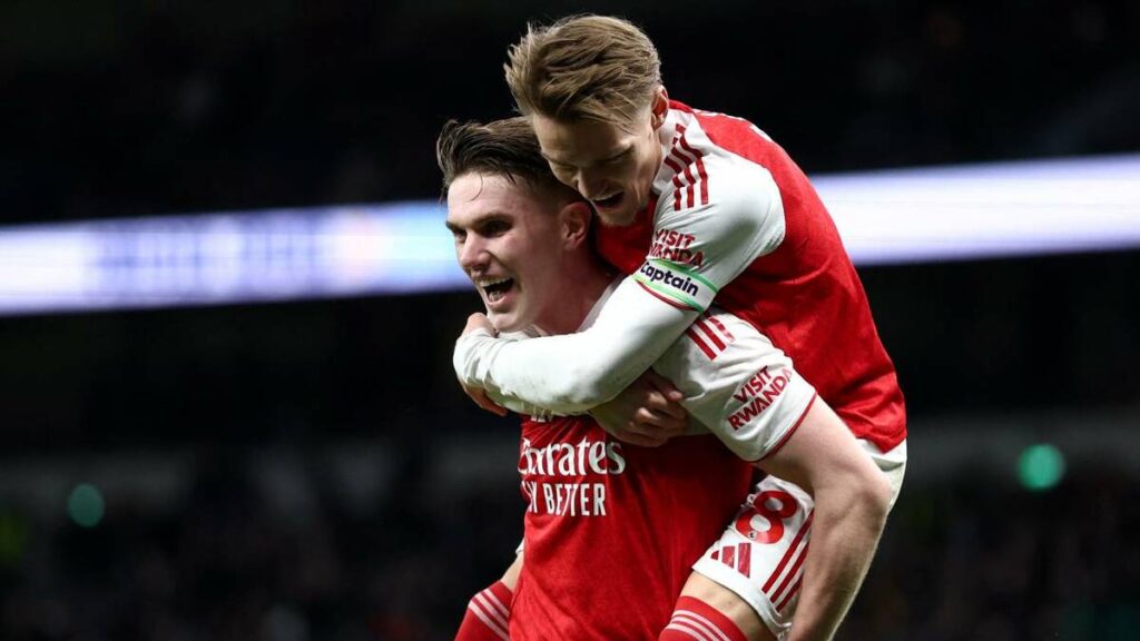 Arsenal Golea Al Tottenham Y Avanza Con Fuerza Hacia El Título De La Premier League