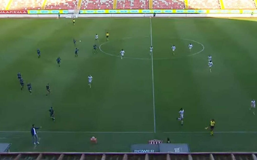 Detonaciones alrededor del Estadio Victoria interrumpen el partido Necaxa vs Querétaro Femenil
