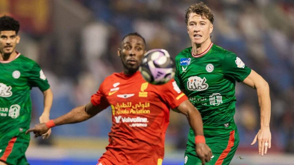 Julián Quiñones Se Destaca En Arabia: 22 Goles Y Contando - Noticias Notivalle Julián Quiñones Se Destaca En Arabia: 22 Goles Y Contando