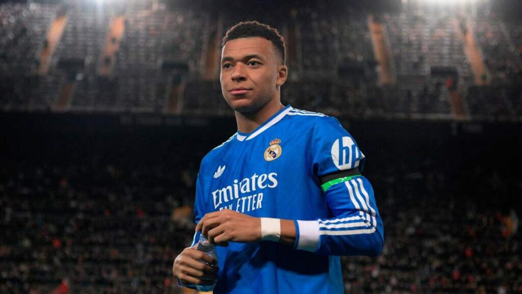 Pedri Y Ferrán Torres Podrían Traer A Kylian Mbappé Al Barcelona