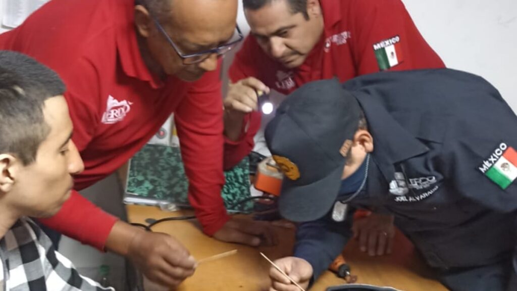 Accidente En Gómez Palacio: Joven Casi Pierde El Dedo Por Un Anillo Incrustado - Noticias Notivalle Accidente En Gómez Palacio: Joven Casi Pierde El Dedo Por Un Anillo Incrustado