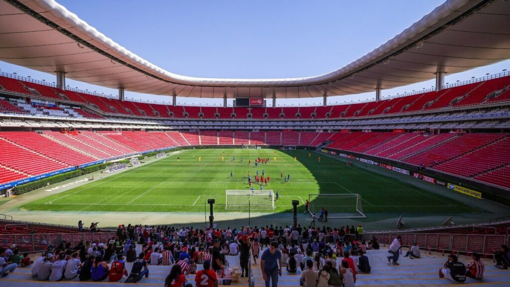 El Deporte De Jalisco Se Adapta Al Código Rojo: Cancelaciones Y Nuevas Estrategias