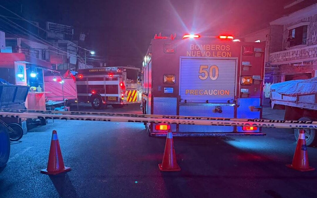 Tragedia en Monterrey: Mujer fallece tras incendio en la colonia Valle de Santa Lucía