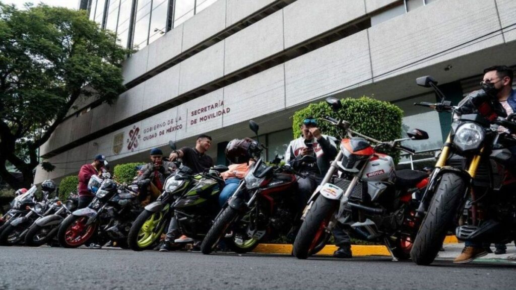 Licencias De Conducir Para Motos: Todo Lo Que Necesitas Saber Sobre Precios Y Requisitos