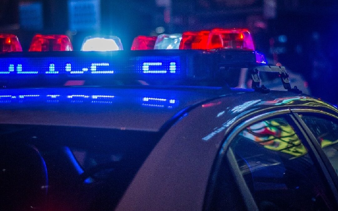 Policía recibe disparos fatales: Adiós al ladrón de 14 años en emotiva caravana