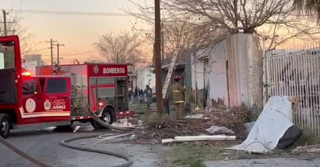 Incendio En Ciudad Juárez: Bomberos Controlan Fuego En Partido Romero - Noticias Notivalle Incendio En Ciudad Juárez: Bomberos Controlan Fuego En Partido Romero