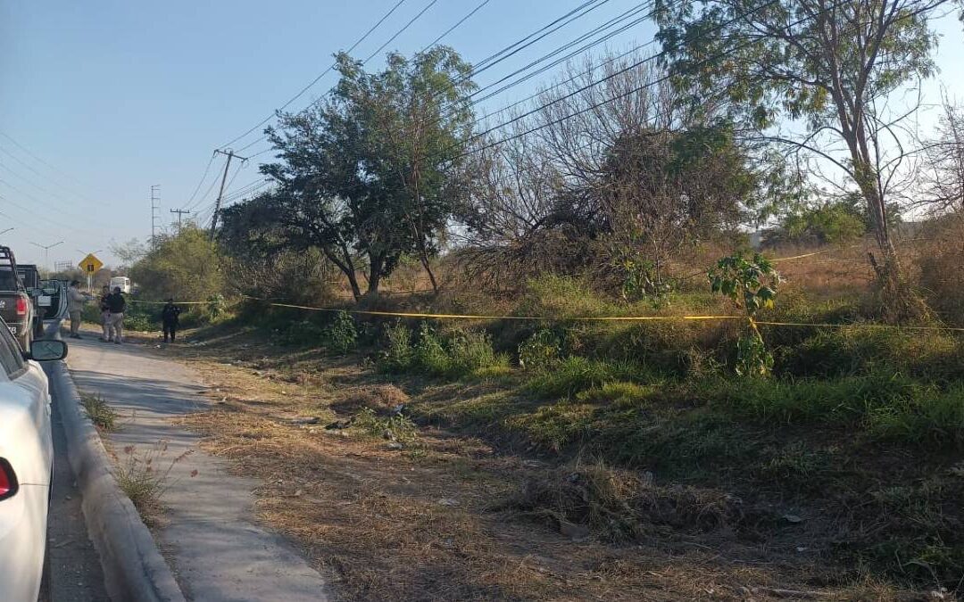 Cuerpo Descompuesto Encontrado en la Carretera Apodaca-Juárez: Detalles del Hallazgo