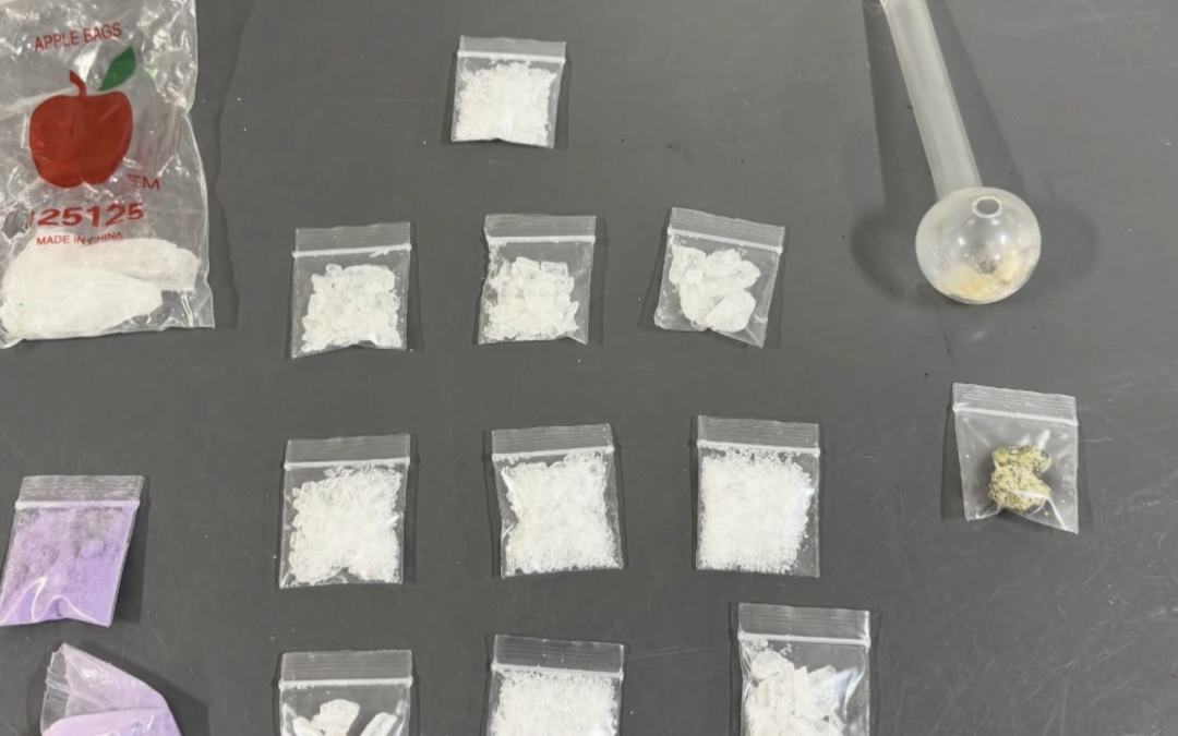 Detención de mujer por metanfetamina tras persecución en El Centro