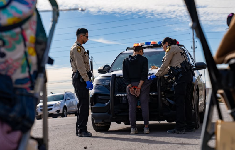 Investigación en curso tras tiroteo en Crystal Ridge Road: Detenciones por parte del LVMPD