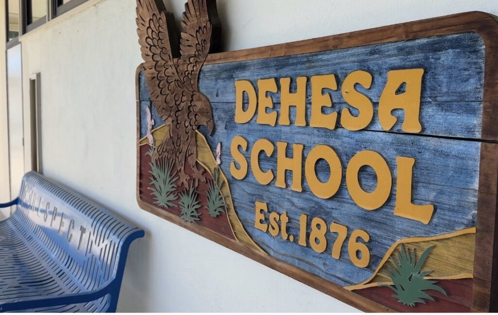 Demanda Escolar En Dehesa: Exdirectora Alega Represalias Por Denunciar Irregularidades