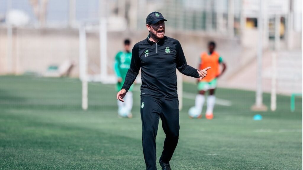 Santos Laguna Se Prepara Intensamente Para Enfrentar Al América, A Pesar De Lesiones