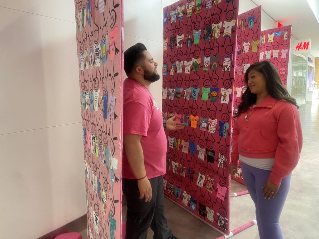 Campaña De La Camiseta Rosa: Una Iniciativa Para Combatar El Acoso Escolar En La Costa Central