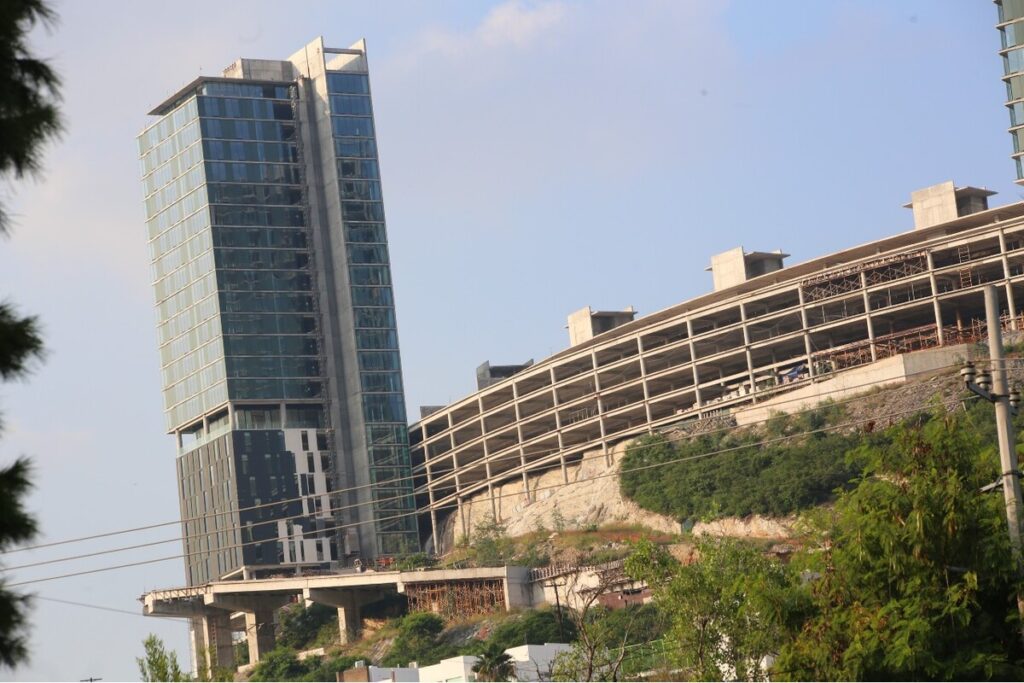 Reclamación Empresarial Por 3 Mil Millones De Pesos En San Pedro Garza García: Torres Ysabella En El Punto De Mira