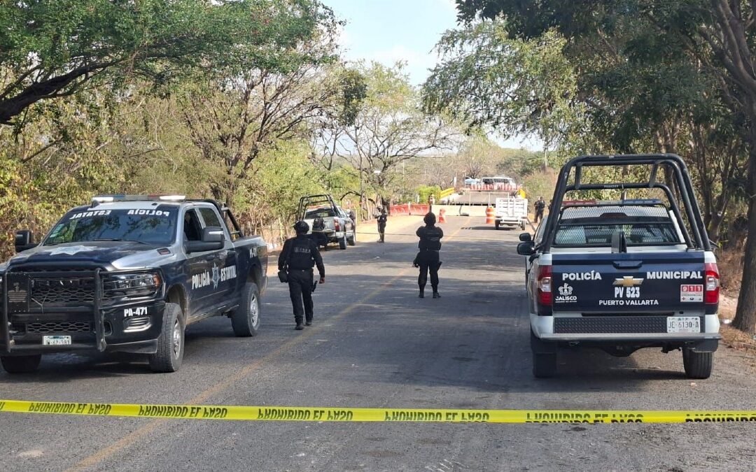 Tragedia en Puerto Vallarta: Explosión en la construcción del Puente La Desembocada deja un civil muerto