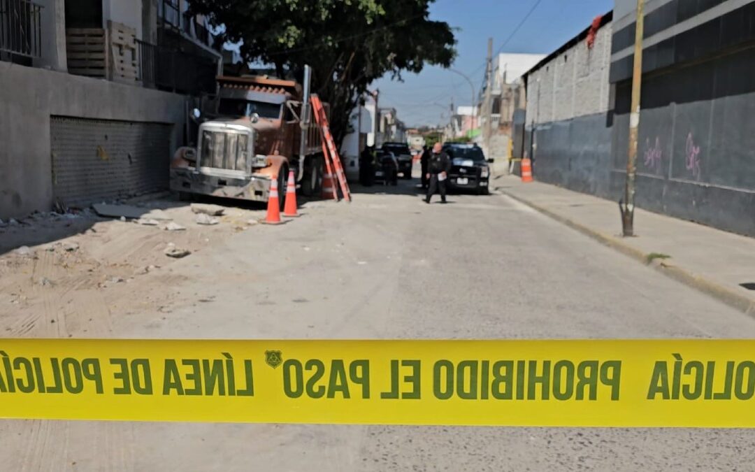 Hombre Localizado Sin Vida en Camión de Volteo en Guadalajara: Investigación en Curso