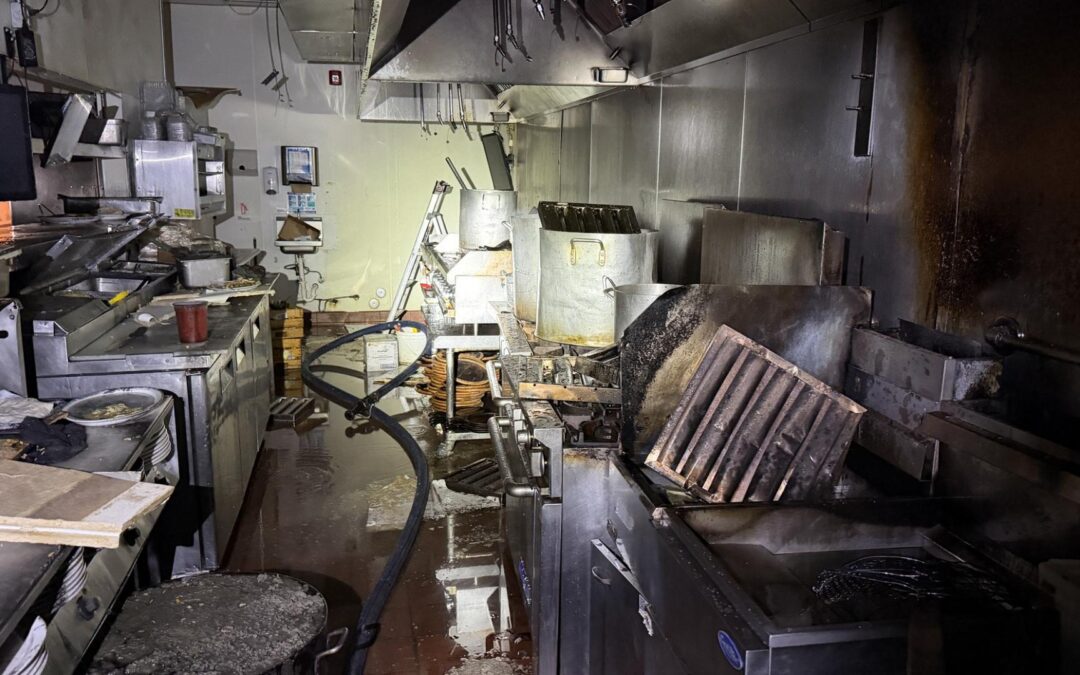 Incendio en Los Dos Potrillos: Bomberos Controlan Fuego en Littleton