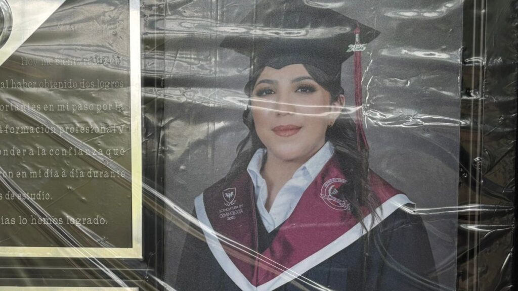 Lagunera Enfrenta Batalla Por Su Vida Tras Infarto Cerebral; Solicita Apoyo Comunitario