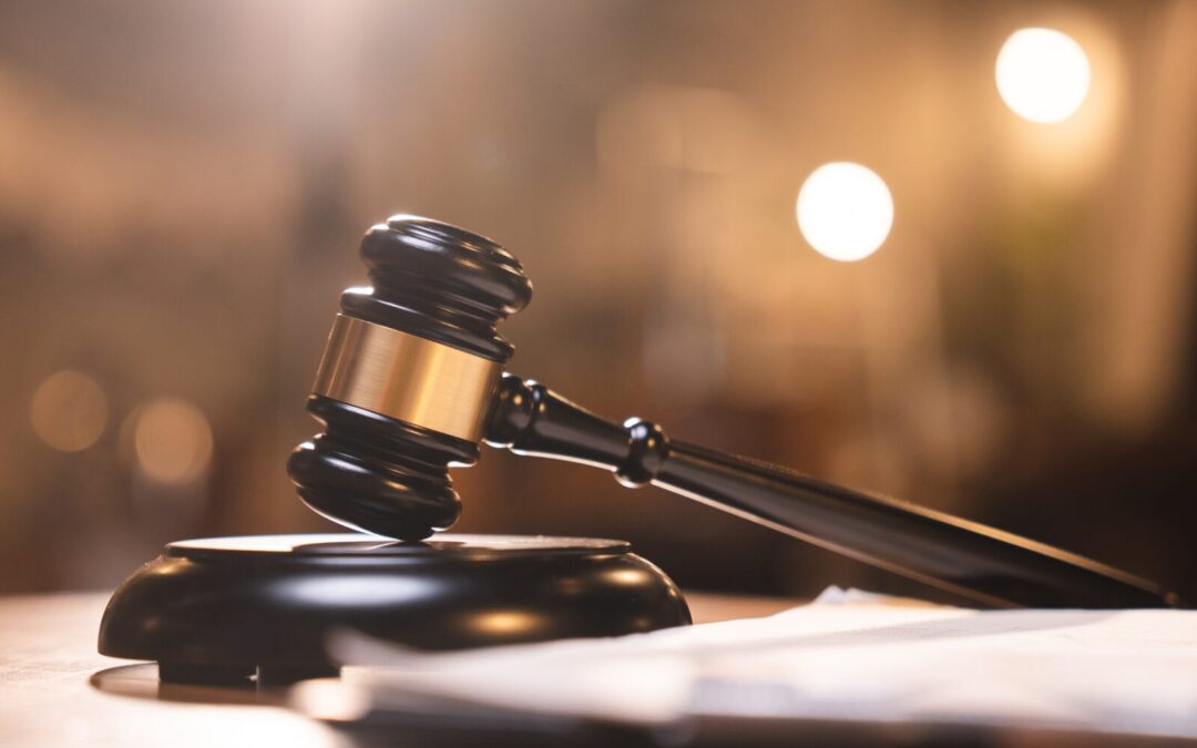 Sentencia por fraude electrónico en Las Cruces: Ciudadano rumano Claudiu Pesteleu enfrentará juicio por $1.8 millones