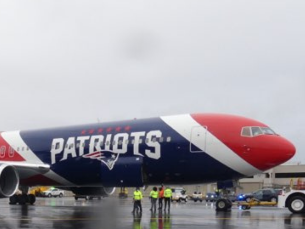 Evacuación De Estadounidenses: El Avión De Los Patriots Asiste Desde Medio Oriente