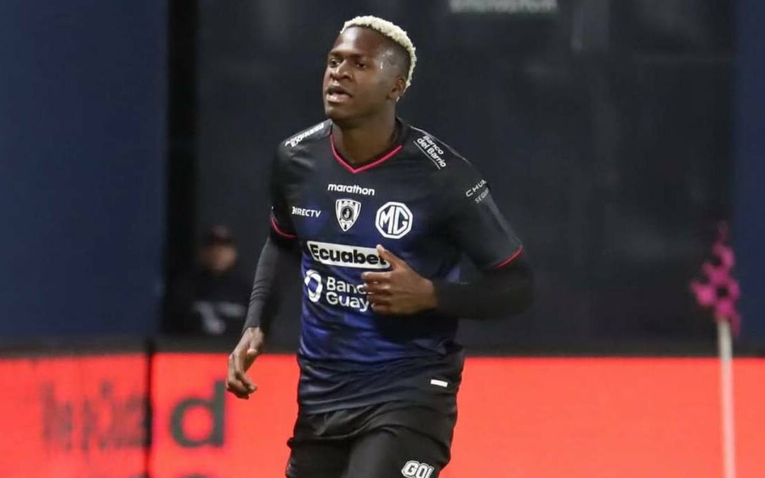 Lesión del futbolista Jean Pierre Arroyo sacude al fútbol ecuatoriano