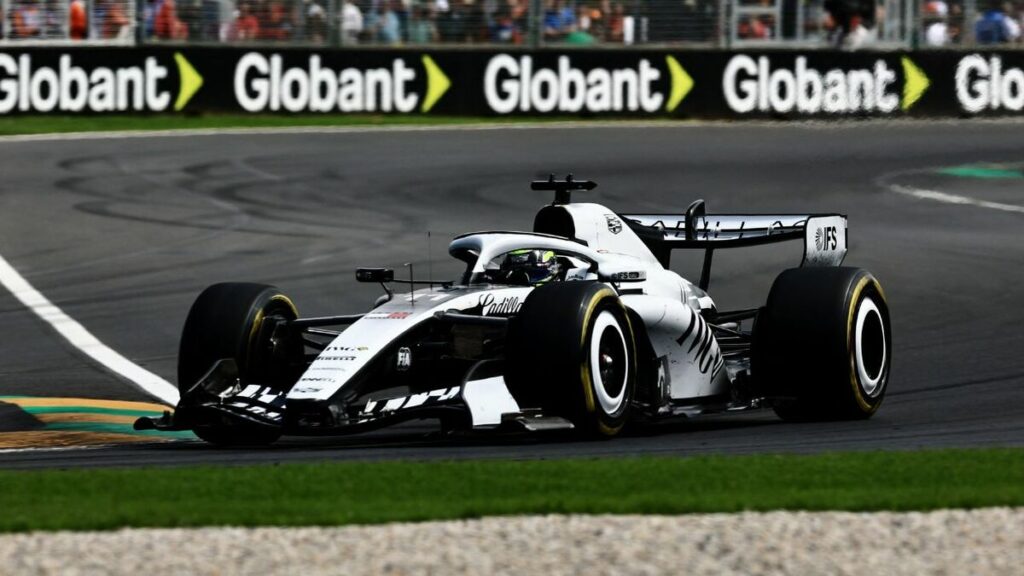 Checo Pérez Finaliza En Decimosexto Lugar En El Gp De Australia; Russel Triunfa En El Inicio De La F1 2026 - Noticias Notivalle Checo Pérez Finaliza En Decimosexto Lugar En El Gp De Australia; Russel Triunfa En El Inicio De La F1 2026