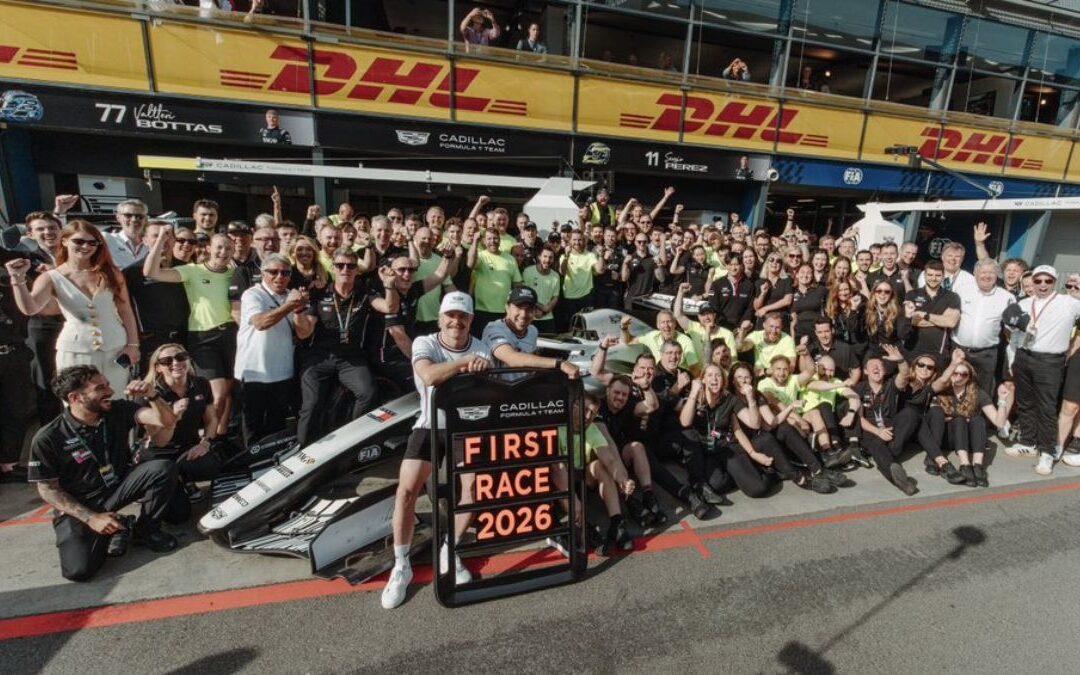 Checo Pérez Regresa con Cadillac: Impactante Debut en el GP de Australia 2026