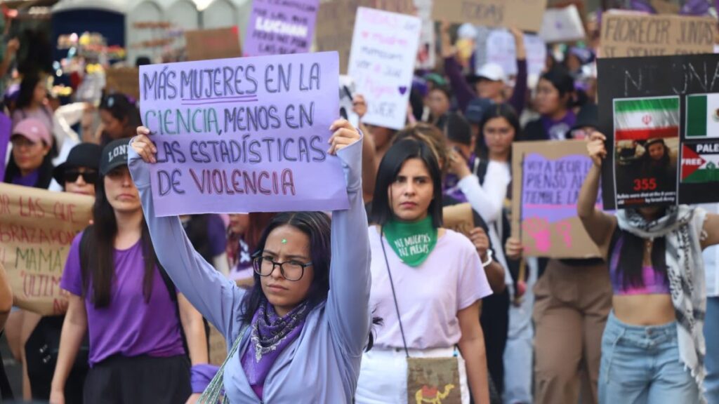 Marcha 8M En Puebla: Lucha Por Los Derechos De Las Mujeres Y Contra La Violencia De Género