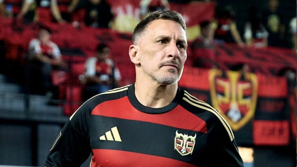 Chaco Anuncia El Pronto Regreso De Santiago Giménez Al Milán - Noticias Notivalle Chaco Anuncia El Pronto Regreso De Santiago Giménez Al Milán