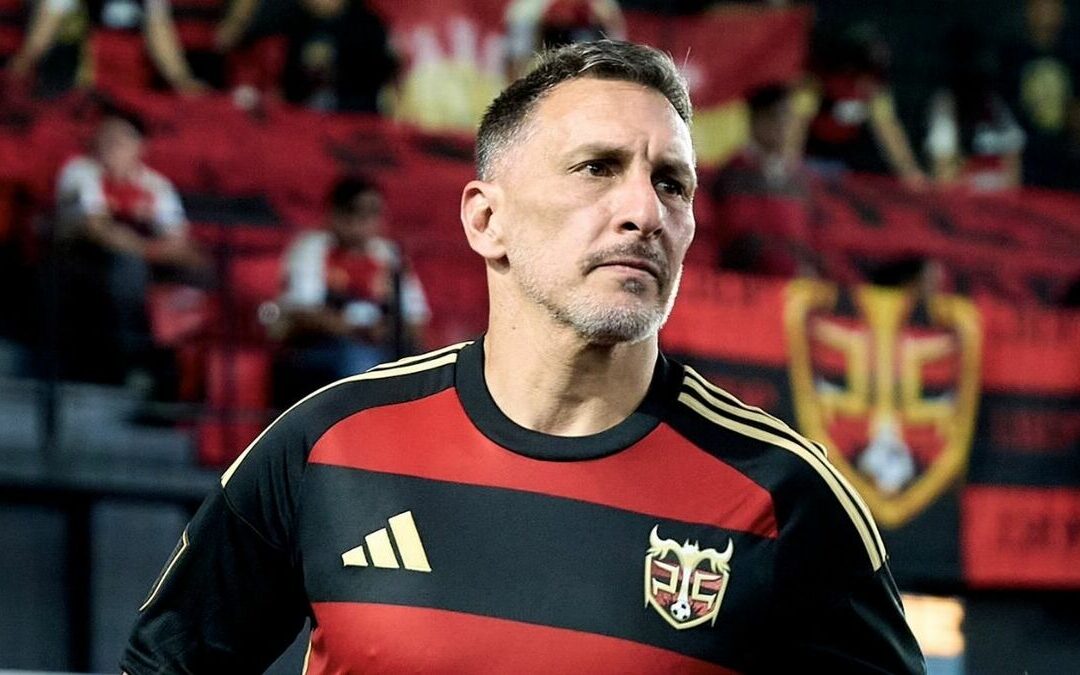 Chaco Anuncia el Pronto Regreso de Santiago Giménez al Milán