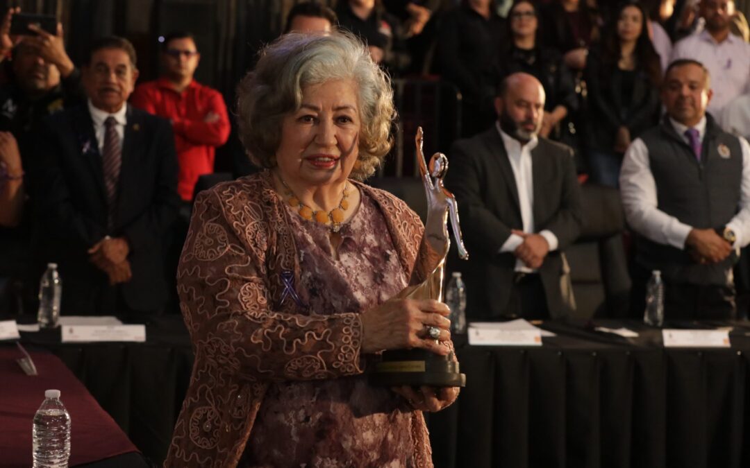 Juárez Reconoce a Mónica Alicia Juárez Correa con la Presea Kirá en el Día Internacional de la Mujer
