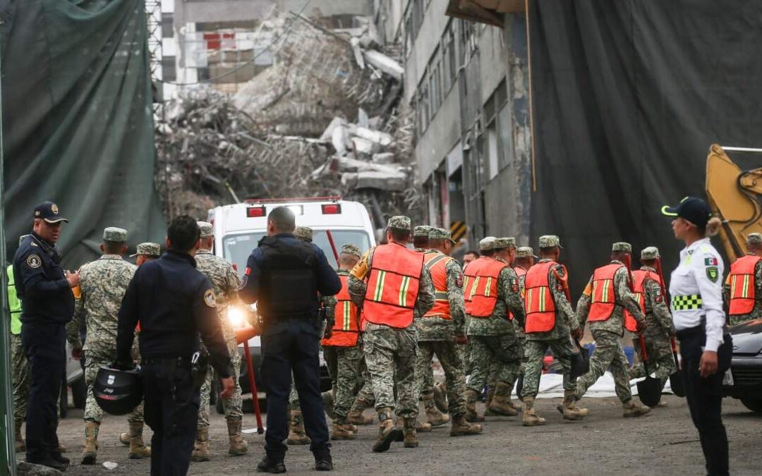 VIDEO: Impactante colapso de edificio en la calzada San Antonio Abad