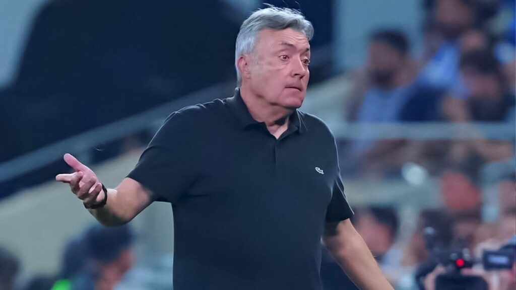 Domènec Torrent Se Pronuncia Y Lanza Mensajes A Rayados