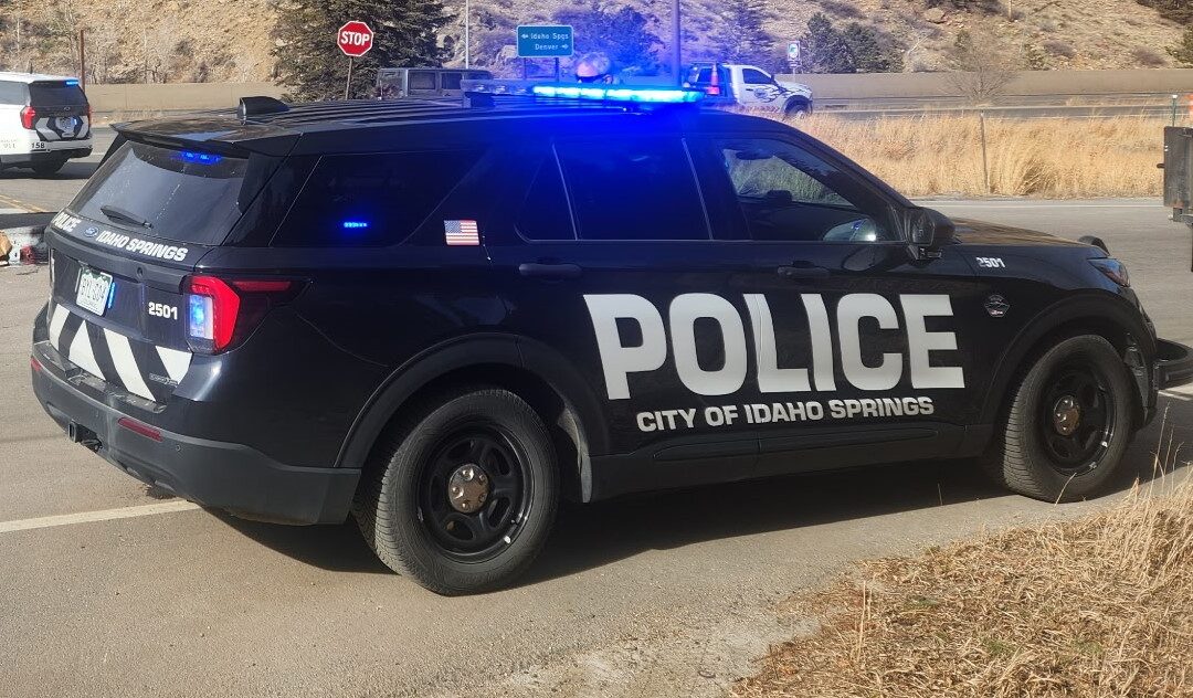 La Policía de Idaho Springs Lanza Tecnología de Traducción Automática Para Mejorar la Comunicación Multilingüe