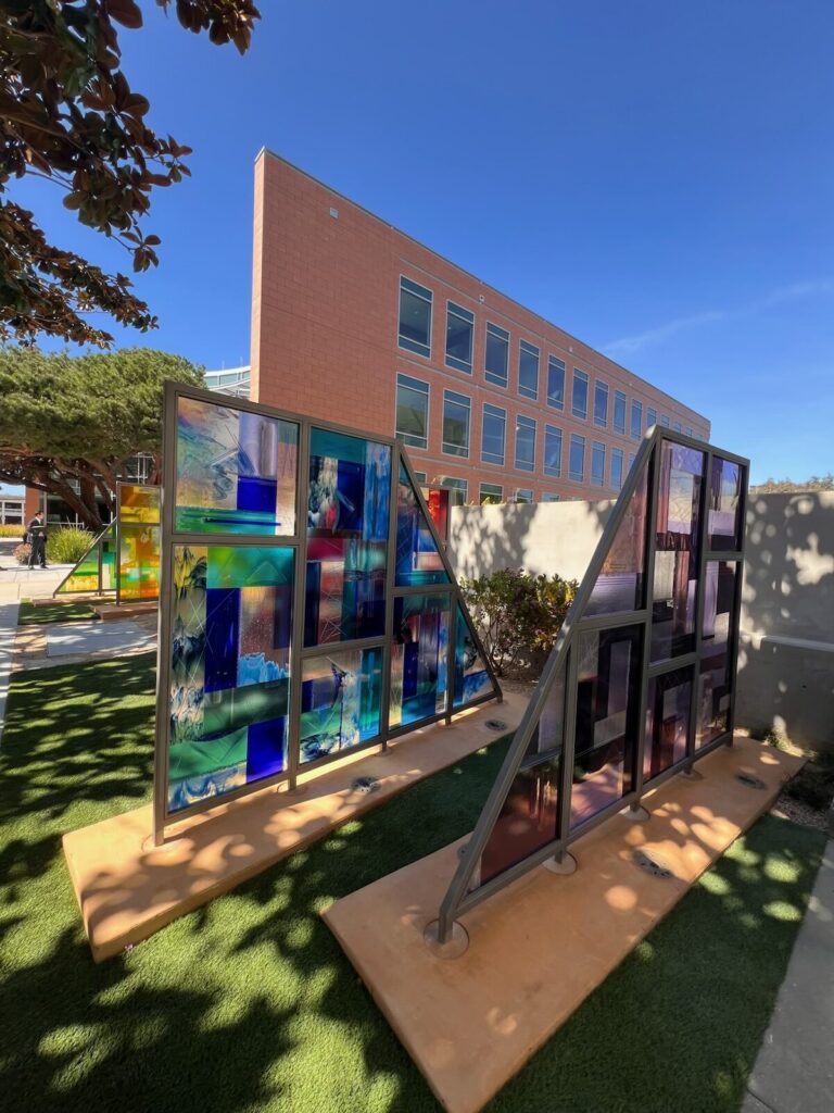 Inauguran Jardín Conmemorativo En Monterey Para Honrar A Las Víctimas Del Covid-19