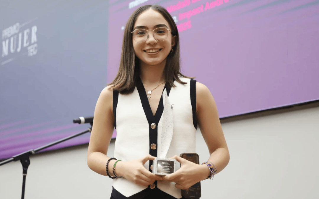 Marla Silvas, joven emprendedora de 20 años, triunfa con el Premio Mujer Tec por su emprendimiento social