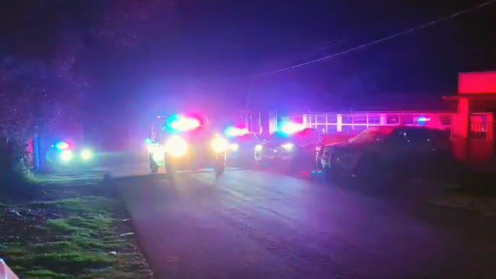 Ataque A La Guardia Civil En Michoacán: Incendios Y Bloqueos Durante Patrullaje