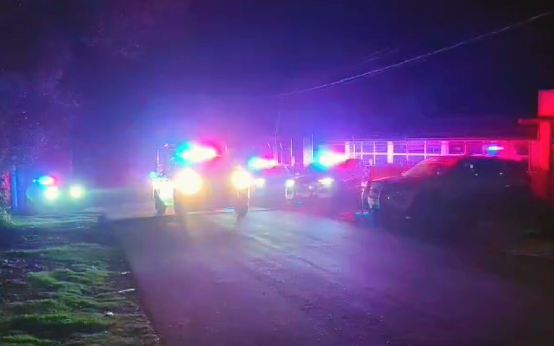 Ataque a la Guardia Civil en Michoacán: Incendios y Bloqueos Durante Patrullaje