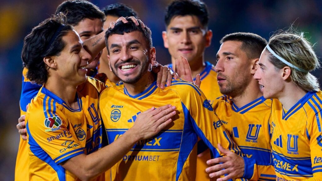 Tigres En Espera De Vuelo A Cincinnati Para El Gran Encuentro De Concachampions