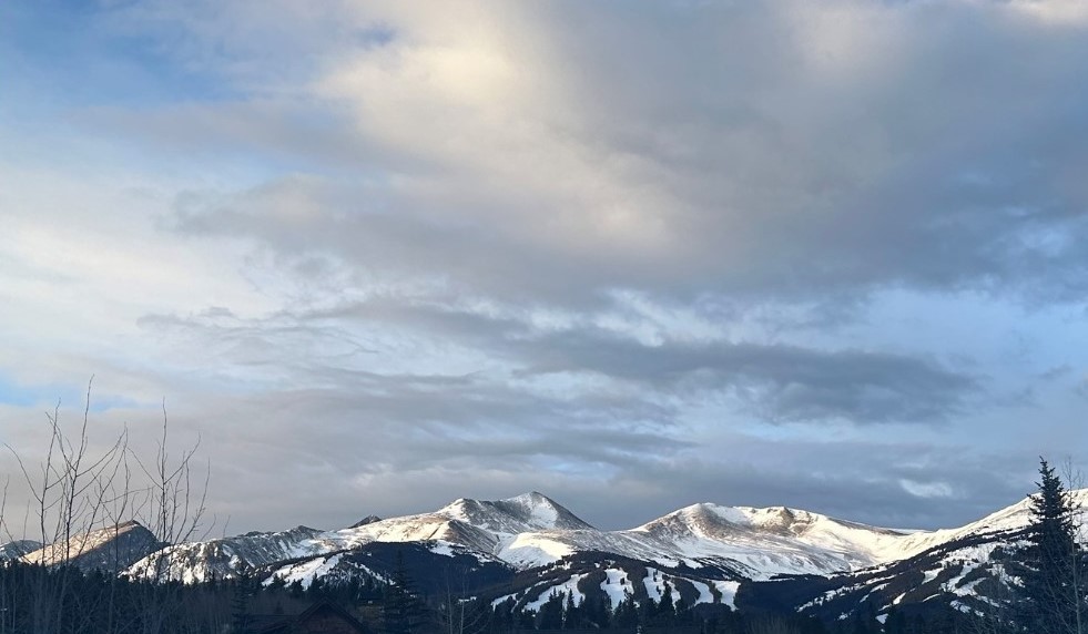 Trágico accidente de esquí en Breckenridge deja un visitante muerto en pista de alta dificultad