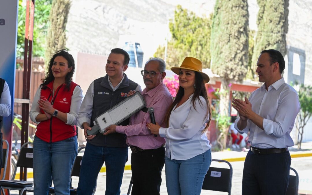 Pavimentación en León Guzmán y Juan E. García: Entrega de obras por Susy Torrecillas y Esteban Villegas