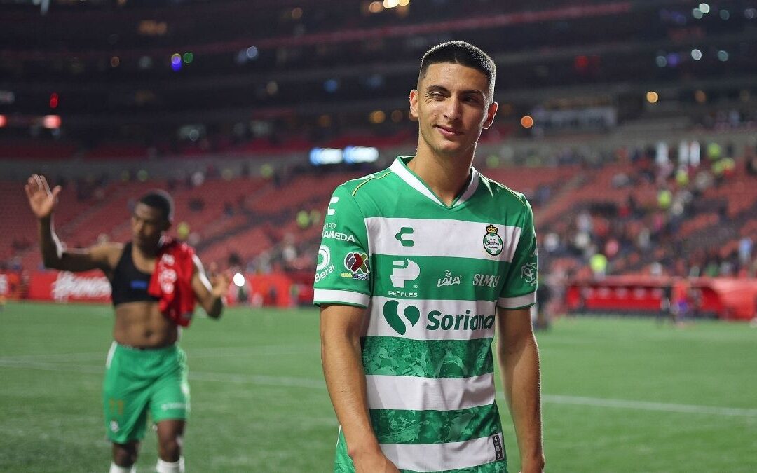 Ezequiel Bullaude destaca en el once ideal de la jornada 10 de Liga MX