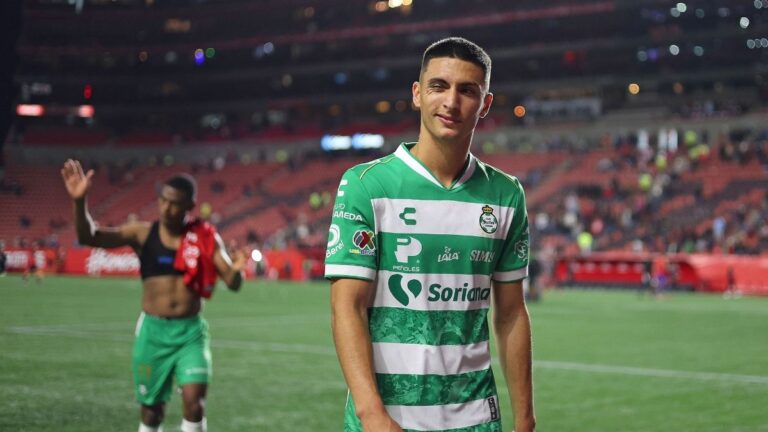 Ezequiel Bullaude destaca en el once ideal de la jornada 10 de Liga MX