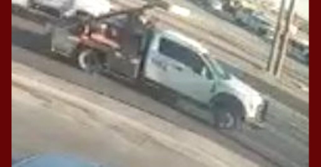 Policía De Midland Investiga Choque Y Fuga De Camión Roustabout En Texas