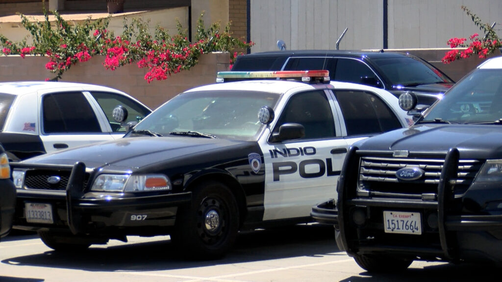 Indio: Hombre Es Encontrado Muerto Afuera De Casa En Llamas; Investigan Posible Suicidio