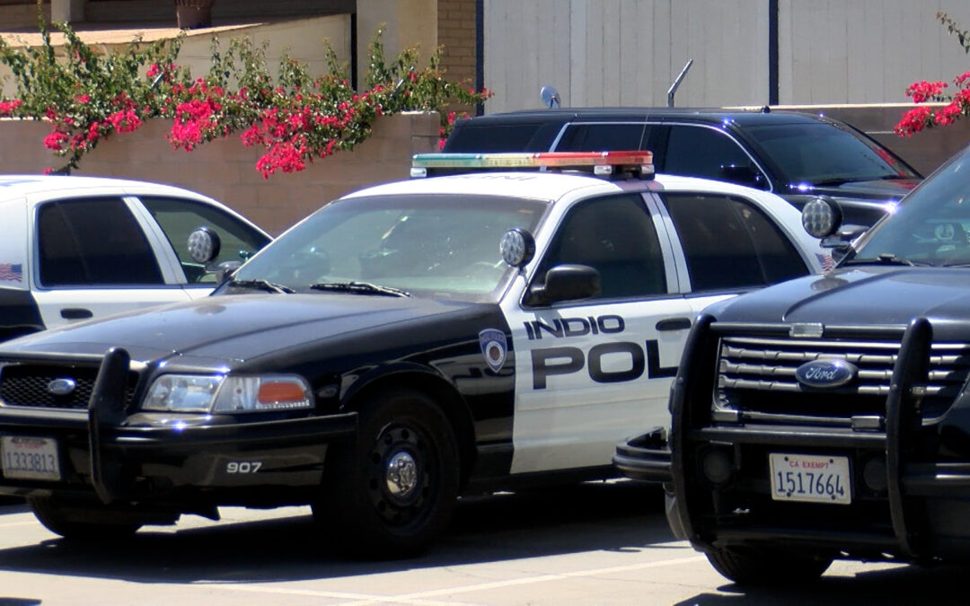 Indio: Hombre es encontrado muerto afuera de casa en llamas; investigan posible suicidio