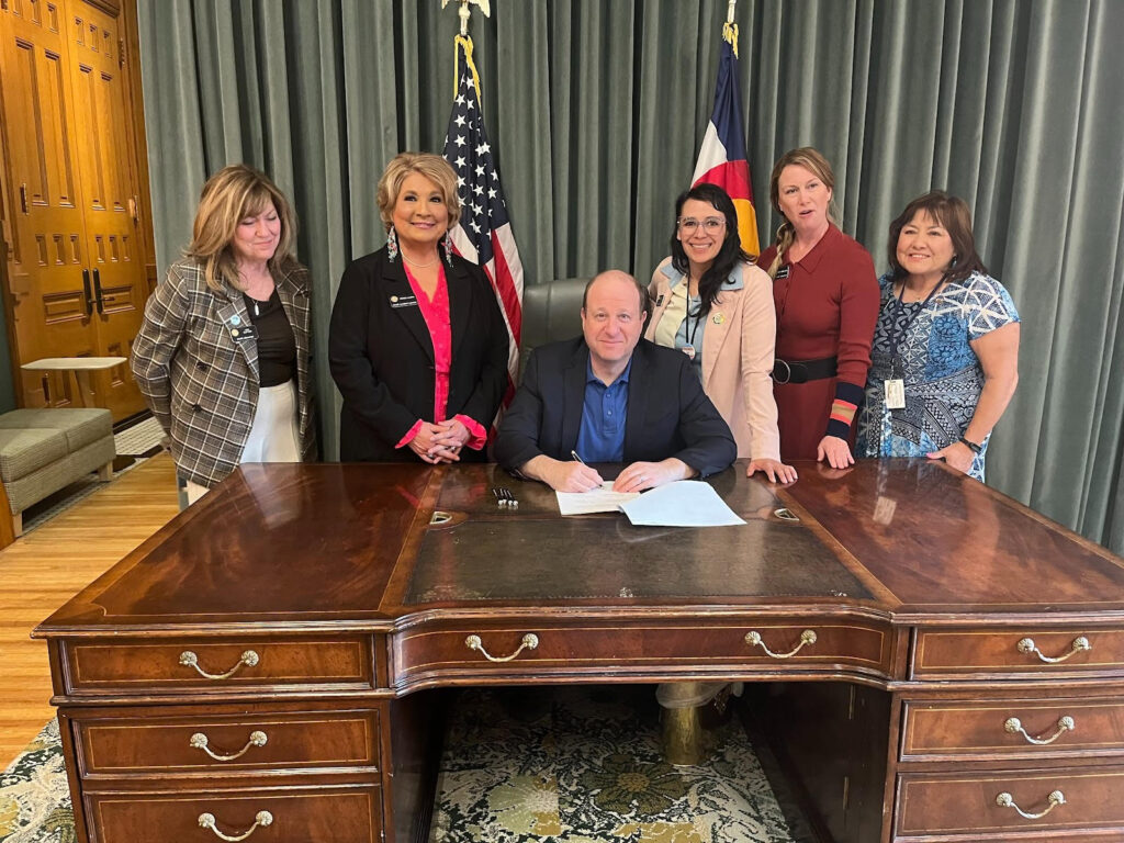 Colorado Redefine El 31 De Marzo: Conmemoración Del Día Del Trabajador Agrícola - Noticias Notivalle Colorado Redefine El 31 De Marzo: Conmemoración Del Día Del Trabajador Agrícola