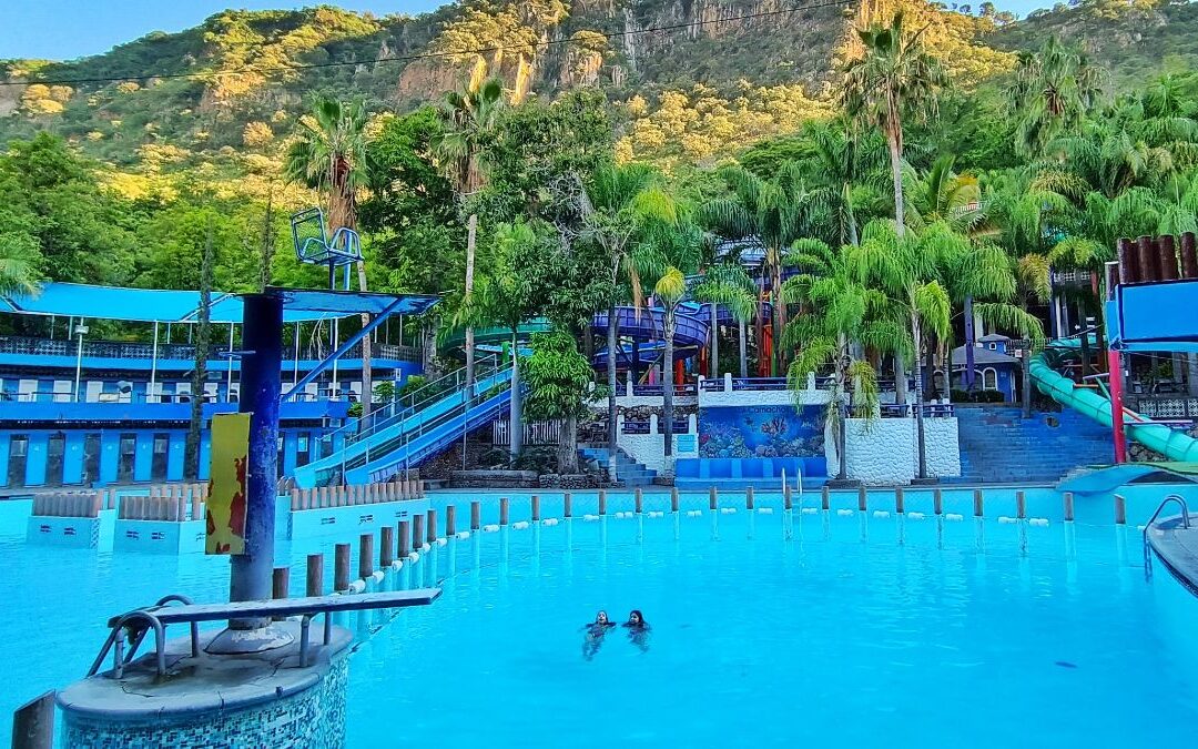 Descubre los Precios de Entrada y Promociones en Los Camachos para 2026