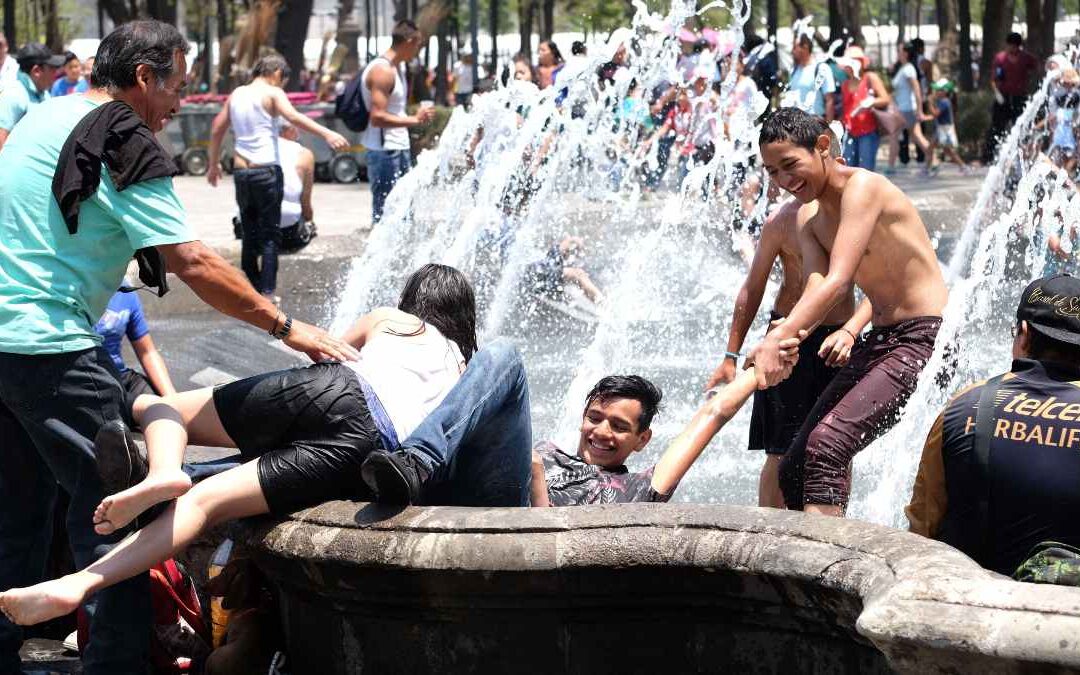 Descubre cómo reportar el desperdicio de agua en CdMx durante Semana Santa 2026