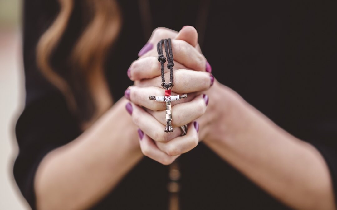 Descubre la Oración Esencial del Viernes Santo en España